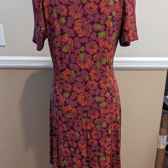 RVCA mini dress. Medium. Muted pastel colors. Medium. Floral print - Picture 2 of 6